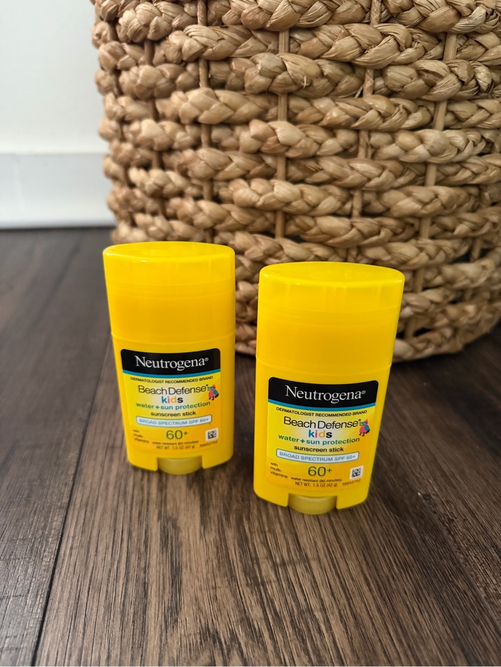Neutrogena Beach Defense Sunscreen Stick Broad Spectrum SPF 50+ 1.5oz 2-Pack New